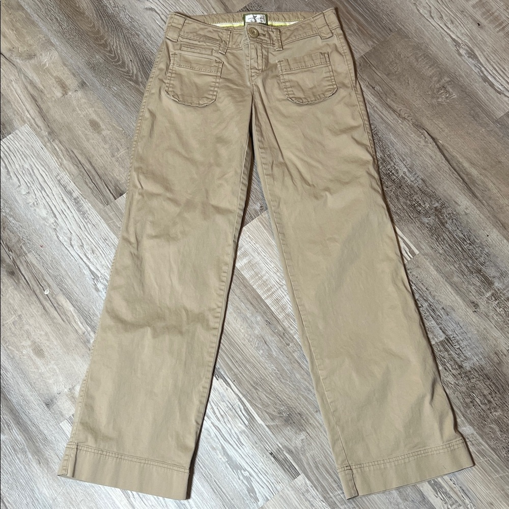 American Eagle Khaki Flared-leg Pants - Size 2 inseam 32” - excellent condition